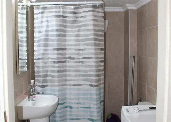 Apartman Analev Néa Péramos